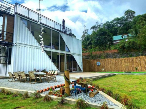 The White Box Villa - Genting Highland Foot Area
